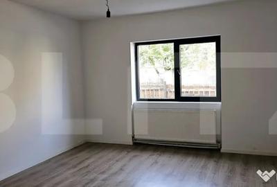 Casă cu 7 camere cu Teren 590 Mp în Semicentral - 11