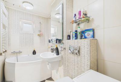 Apartament cu 3 camere semidecomandat, mobilat în Complex Studențesc - 9