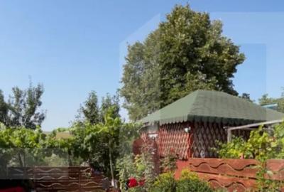 Casă cu 4 camere cu Teren 2853 Mp în Central