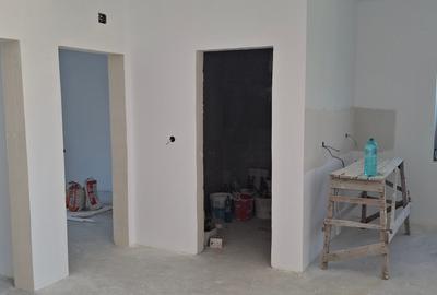 Casă individuală cu 4 camere cu Canalizare în Central - 3