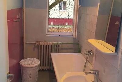 Garsonieră decomandată în Brâncoveanu