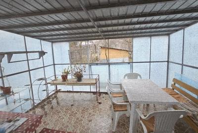 Casă cu 4 camere cu Teren 1268 Mp în Central - 1
