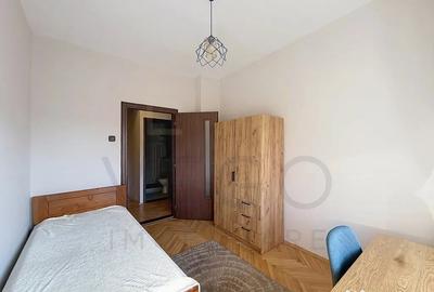 Apartament cu 3 camere semidecomandat în Central - 6