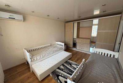 Apartament cu 2 camere decomandat în Colentina