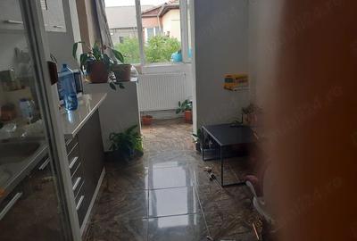 Apartament cu 2 camere decomandat în Lipovei - 3
