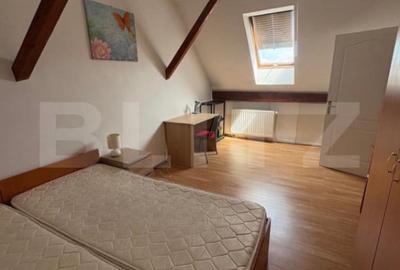Apartament cu 5 camere decomandat în Central