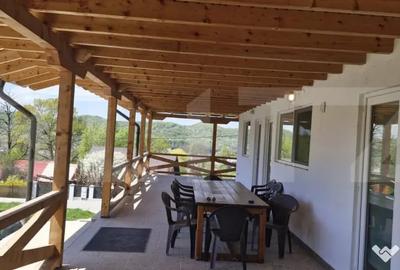 Casă cu 2 camere cu Teren 1000 Mp în Central - 8
