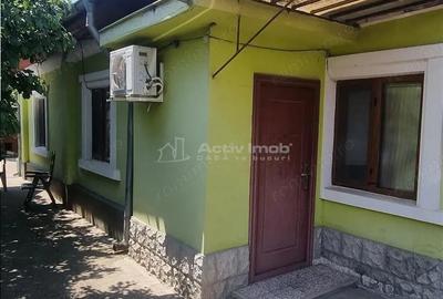 Casă cu Teren 600 Mp în Libertății