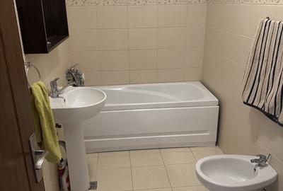 Apartament cu 3 camere decomandat în Central - 4