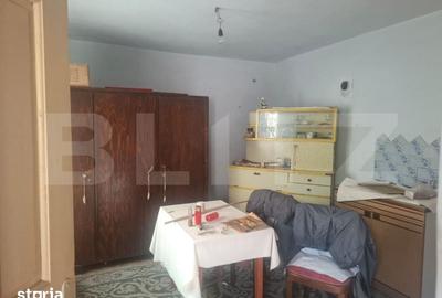 Casă cu 5 camere cu Teren 2100 Mp în Voinești