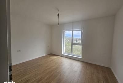 Casă cu 3 camere cu Teren 130 Mp în Bucium
