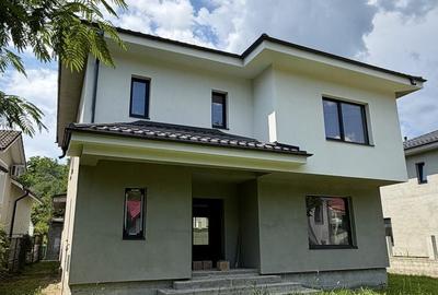 Casă cu 4 camere în Valea - 8