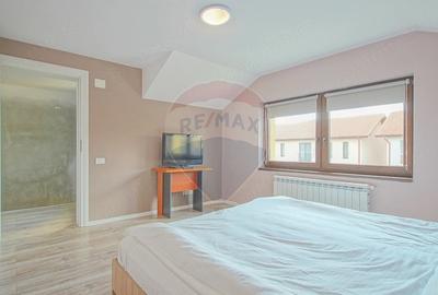 Casă cu 4 camere cu Teren 534 Mp în Central