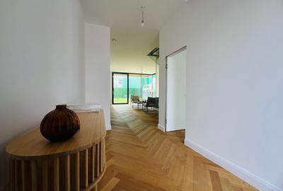 Duplex cu 5 camere cu Canalizare în Central - 1