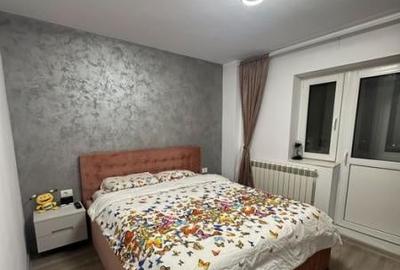 Apartament cu 3 camere decomandat, mobilat în Apărătorii Patriei