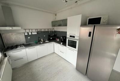 Apartament cu 4 camere decomandat în Central - 5
