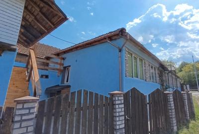 Casă cu 5 camere decomandat cu Teren 200 Mp în Central - 15