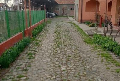 Casă cu 5 camere în Central - 3