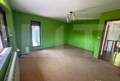 Casă cu 5 camere cu Teren 2248 Mp în Curtești - 6