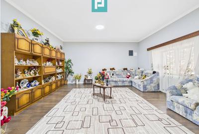 Casă individuală cu 6 camere cu Teren 2712 Mp în Central - 6