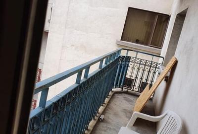 Apartament cu 4 camere decomandat în Muncii