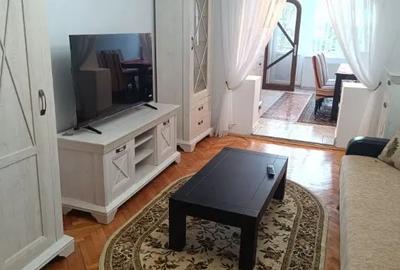Apartament cu 4 camere decomandat în Central - 3