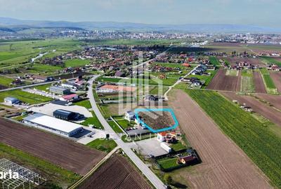 Teren de 2858 mp, în Central - 9