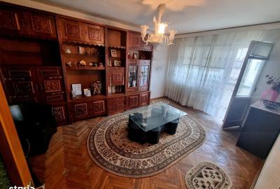 Apartament cu 3 camere decomandat în Ultracentral