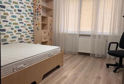 Apartament cu 3 camere în Militari - 2