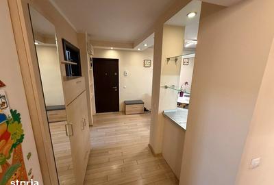Apartament cu 3 camere decomandat în Central - 1