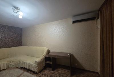 Apartament cu 3 camere decomandat în Galata - 5