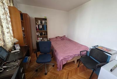Apartament cu 3 camere semidecomandat în Dristor - 3