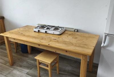 Casă cu 10 camere cu Teren 300 Mp în Cristian