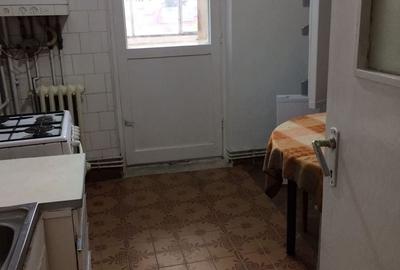 Apartament cu 2 camere decomandat în Grigorescu