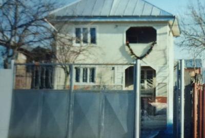 Casă cu 4 camere cu Teren 1900 Mp în Central - 15
