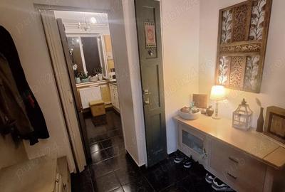 Apartament cu 4 camere semidecomandat în Tomis Nord - 2