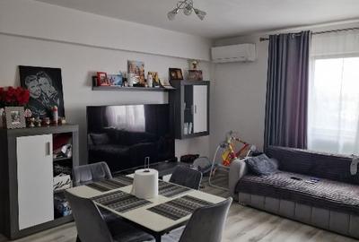 Apartament cu 3 camere semidecomandat, mobilat în Fundeni
