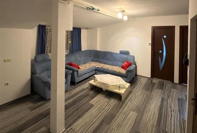 Apartament cu 3 camere semidecomandat în Țiglari