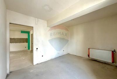Apartament cu 3 camere semidecomandat în Florești - 5