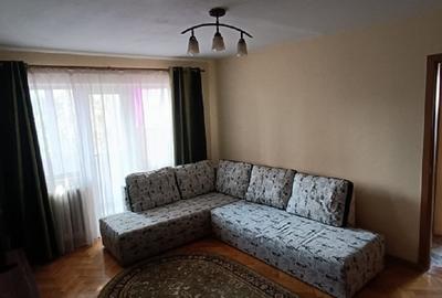 Apartament cu 2 camere decomandat în Mircea cel Bătrân