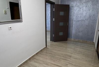 Spațiu comercial, de 25 mp, în Central