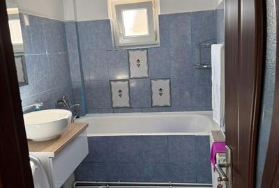 Apartament cu 2 camere decomandat în Carpați 2 - 4