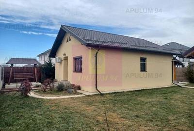 Casă cu 2 camere cu Teren 420 Mp în Săbăreni