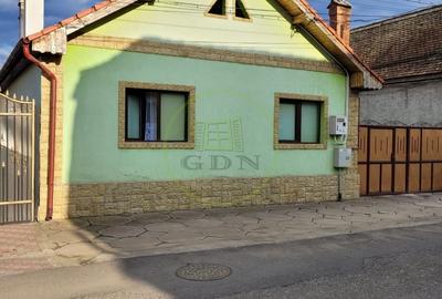 Casă individuală cu 6 camere cu Canalizare în Exterior Vest - 2