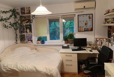 Apartament cu 4 camere decomandat, mobilat în Steaua