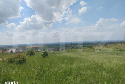 Teren de 400 mp, în Central