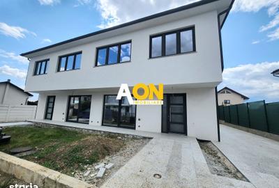 Apartament cu 3 camere în Cetate