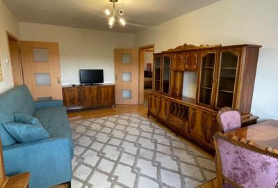 Apartament cu 3 camere în Olimpia-Stadion