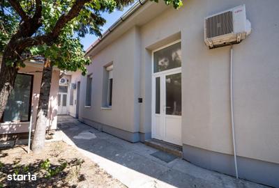 Casă cu 2 camere cu Teren 50 Mp în Sânmartin