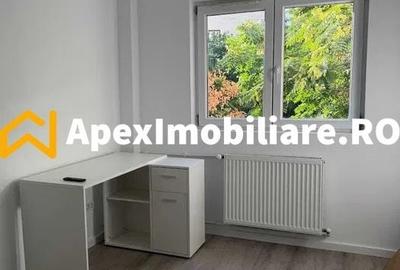 Apartament cu 4 camere semidecomandat în Central